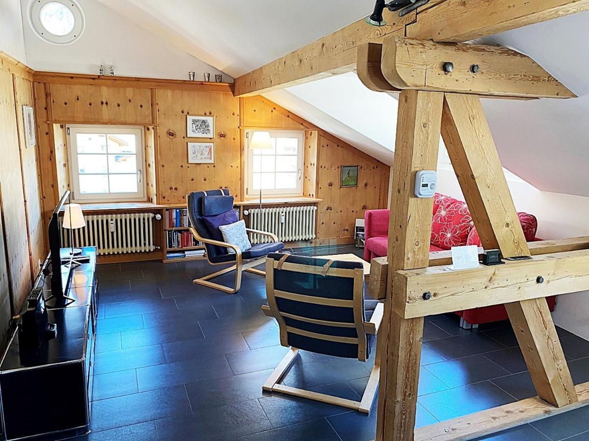 Alpenstil - 60M2 Dachstockwohnung Mit Garage - Bm186 ปอนเตรสซีนา ภายนอก รูปภาพ